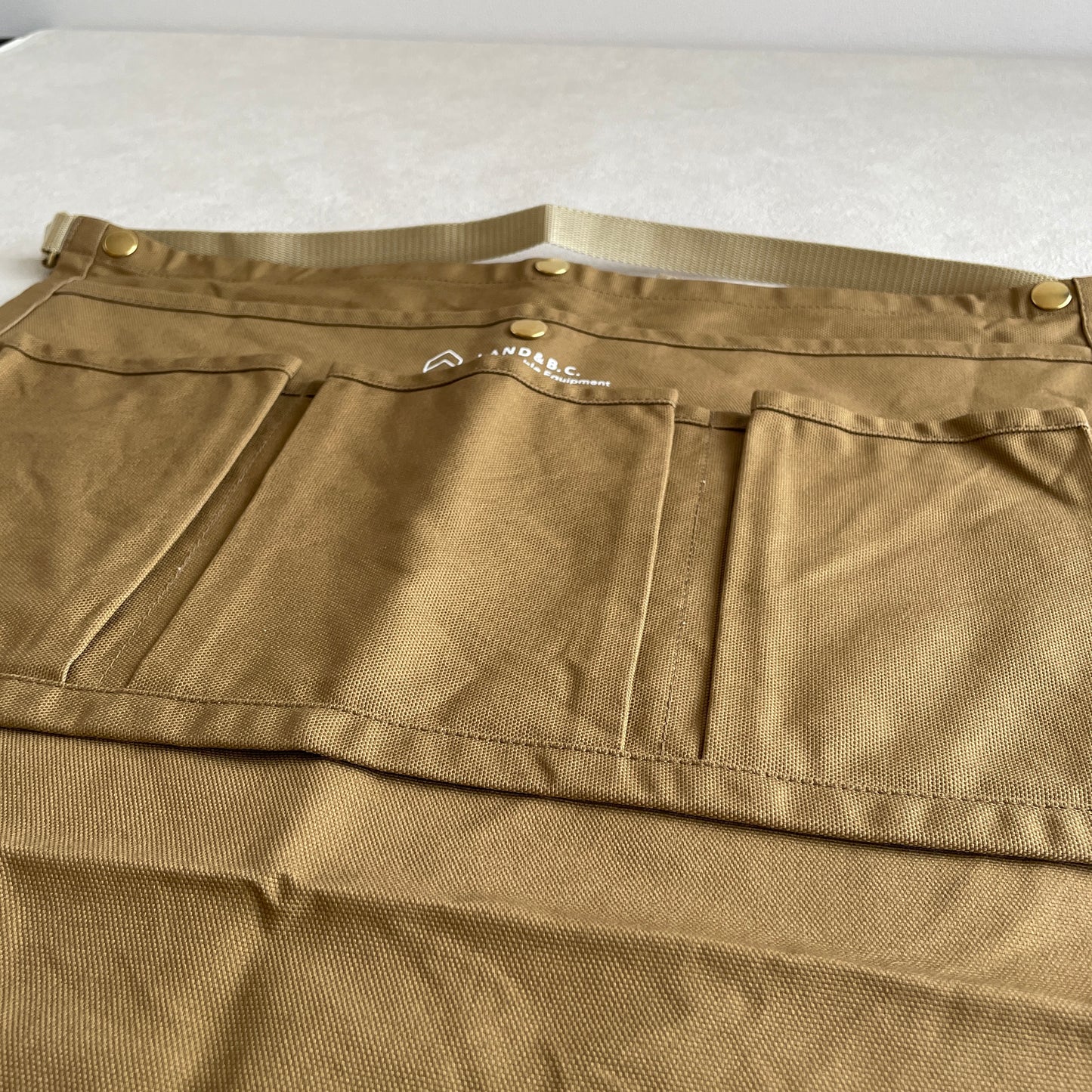 Sacoche apront_KH サコッシュエプロン_カーキ