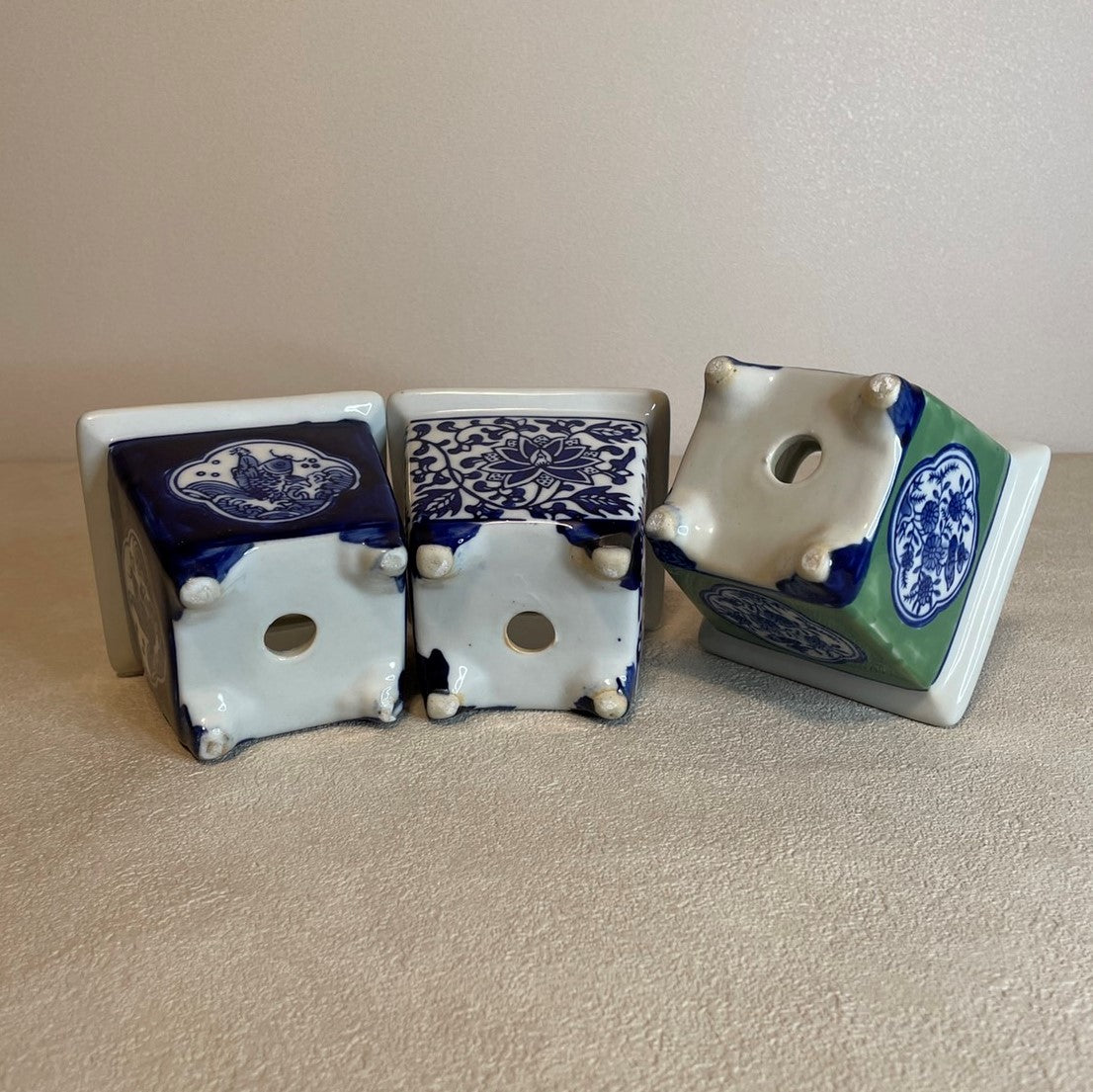 脚付スクエア鉢 S