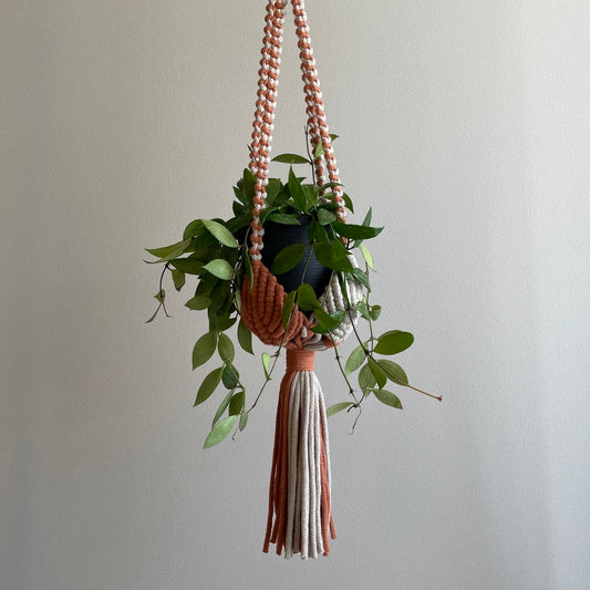 マクラメプラントハンガー_テラコッタ×ベージュ